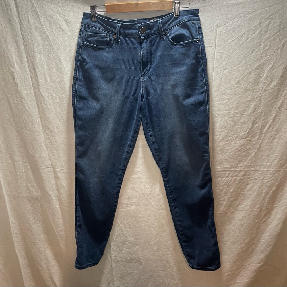 Seven7 Jeans High-rise Skinny Jeans Women’s 12. Soft stretch. Wrinkle-flaw